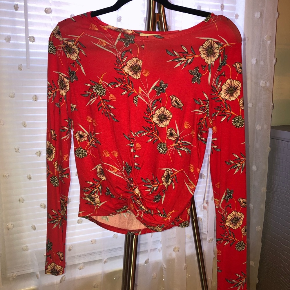 Long sleeve top